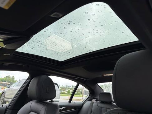 Used 2019 BMW 540i w/ Premium Package RWD image 23