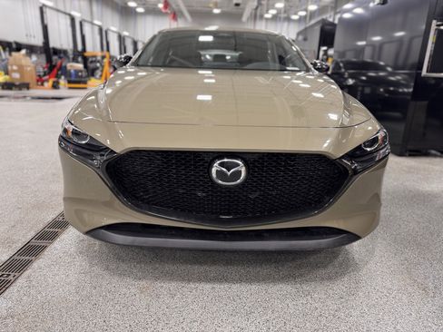 Used 2024 MAZDA MAZDA3 s image 33