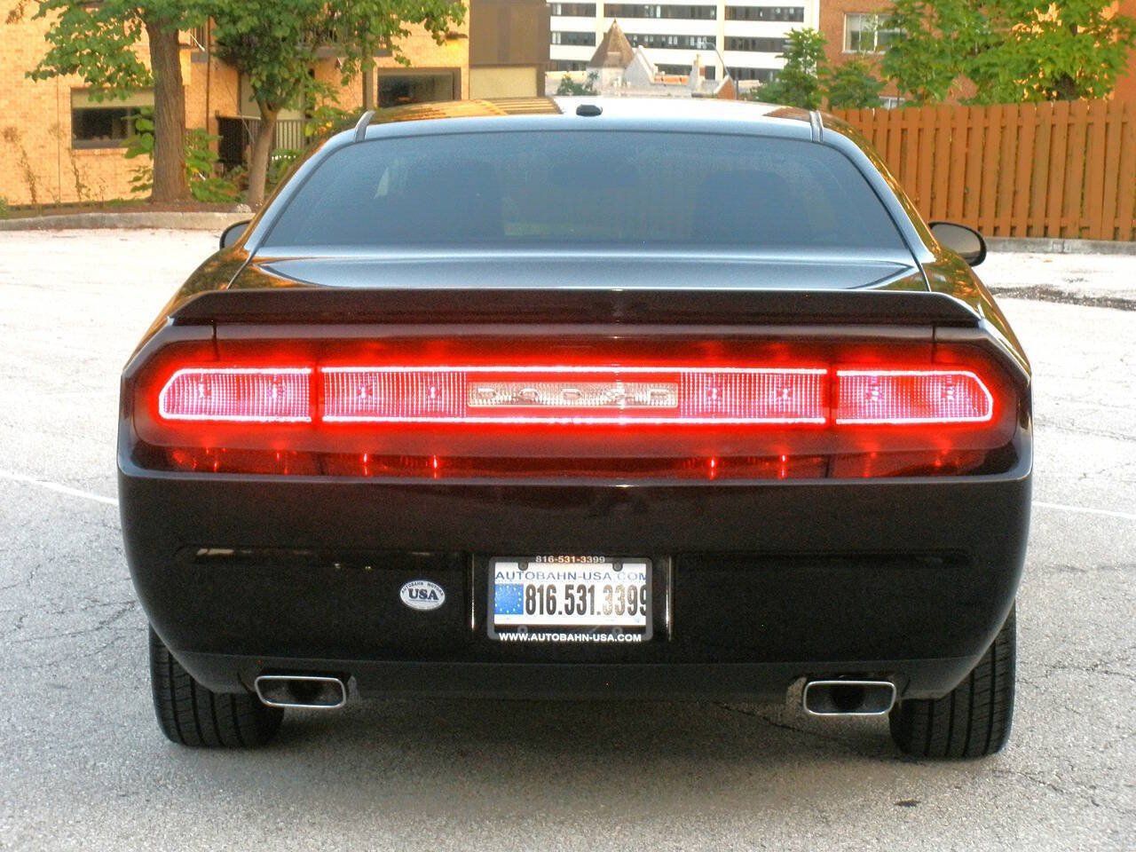 Used 2012 Dodge Challenger SXT Plus RWD image 17