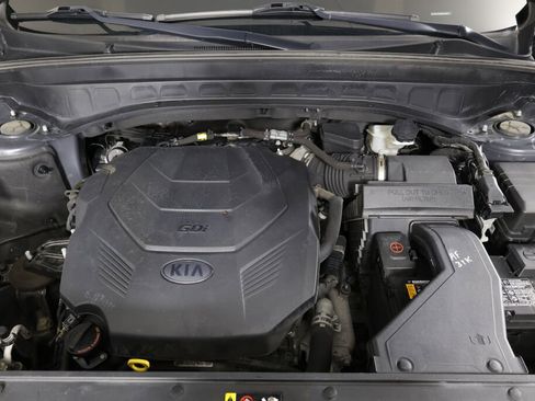 Used 2021 Kia Telluride LX image 37