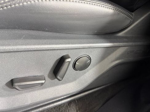 Used 2025 Ford Expedition Tremor AWD/4WD image 23