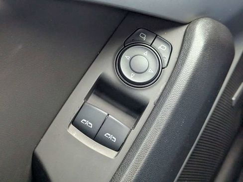 Used 2017 Chevrolet Camaro LT w/ Technology Package image 20