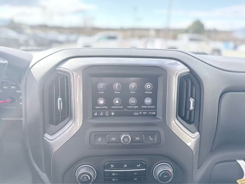 Used 2025 Chevrolet Silverado 2500 Custom w/ Custom Value Package image 23