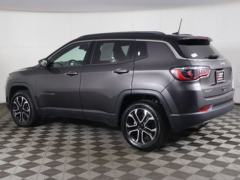 Used 2023 Jeep Compass Limited AWD/4WD image 9