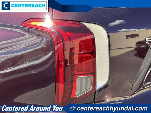 Used 2022 Hyundai Palisade Calligraphy image 8