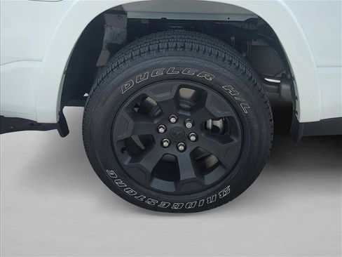 Used 2026 RAM 1500 Big Horn AWD/4WD image 22