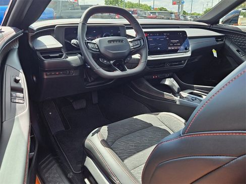 New 2025 Dodge Charger R/T w/ Sun & Sound Package image 11