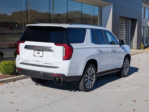 Used 2021 GMC Yukon Denali w/ Denali Premium Package image 7