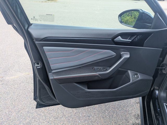 Used 2025 Volkswagen Jetta GLI Autobahn FWD image 18