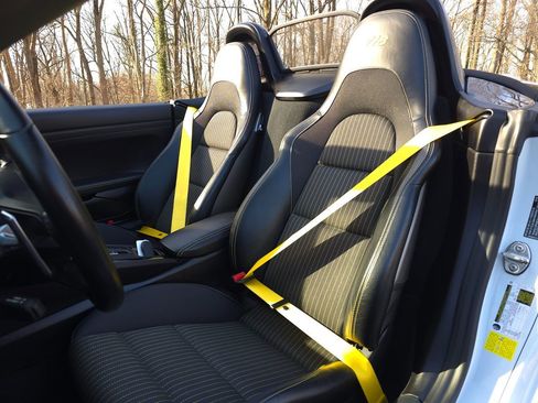 Used 2023 Porsche 718 Boxster image 18