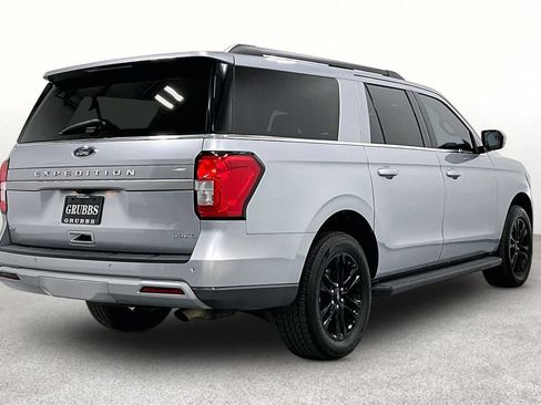 Used 2024 Ford Expedition Max XLT RWD image 2