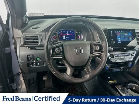 Used 2025 Honda Passport Black Edition image 24