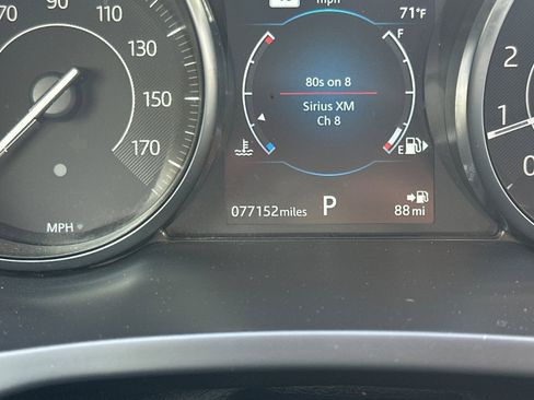 Used 2018 Jaguar E-PACE SE AWD/4WD image 34