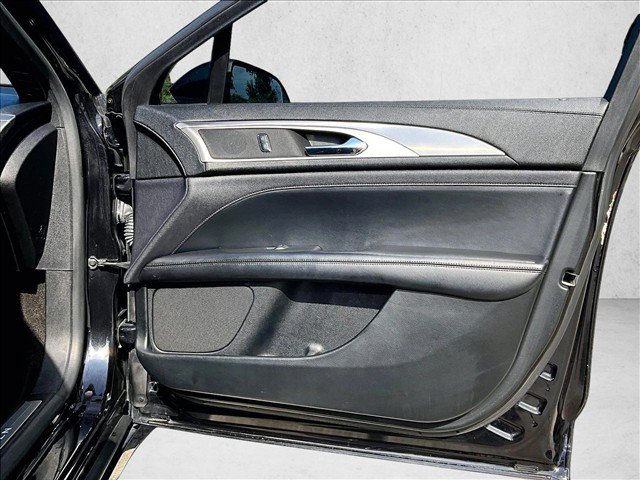 Used 2020 Lincoln MKZ FWD image 19