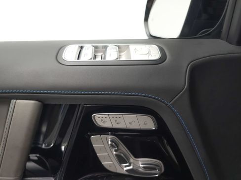 Used 2025 Mercedes-Benz G 580 w/ EQ Technology image 6