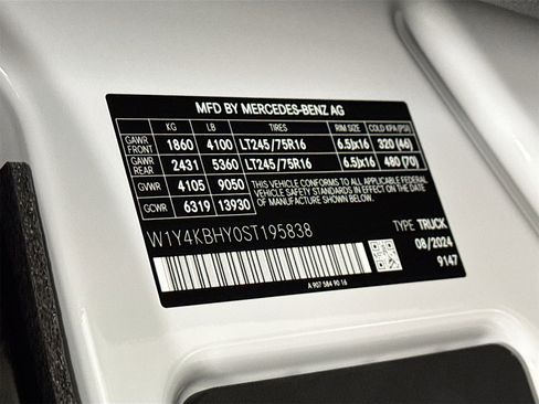 Certified 2025 Mercedes-Benz Sprinter 2500 image 30