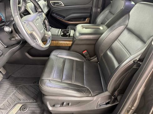 Used 2019 GMC Yukon XL Denali w/ Open Road Package AWD/4WD image 7