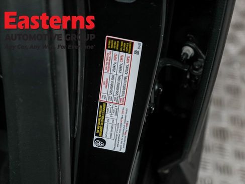 Used 2024 Nissan Pathfinder S image 34