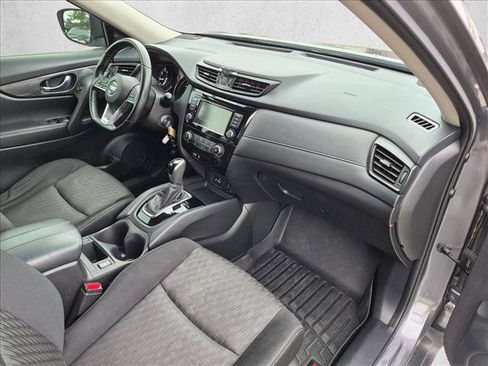 Used 2020 Nissan Rogue S w/ Special Edition Package FWD image 22