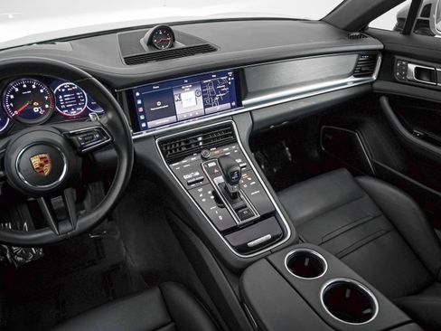 Certified 2023 Porsche Panamera 4 Platinum Edition w/ Assistance Package AWD/4WD image 19