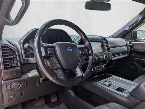 Used 2019 Ford Expedition Limited w/ Equipment Group 303A RWD image 9