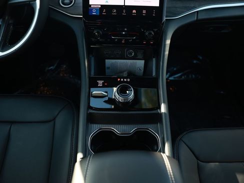 New 2025 Jeep Grand Cherokee L Limited image 26