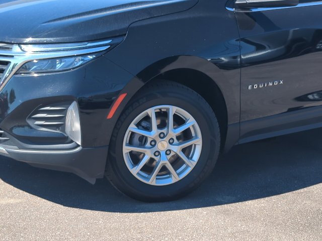 Used 2024 Chevrolet Equinox LT AWD/4WD image 2