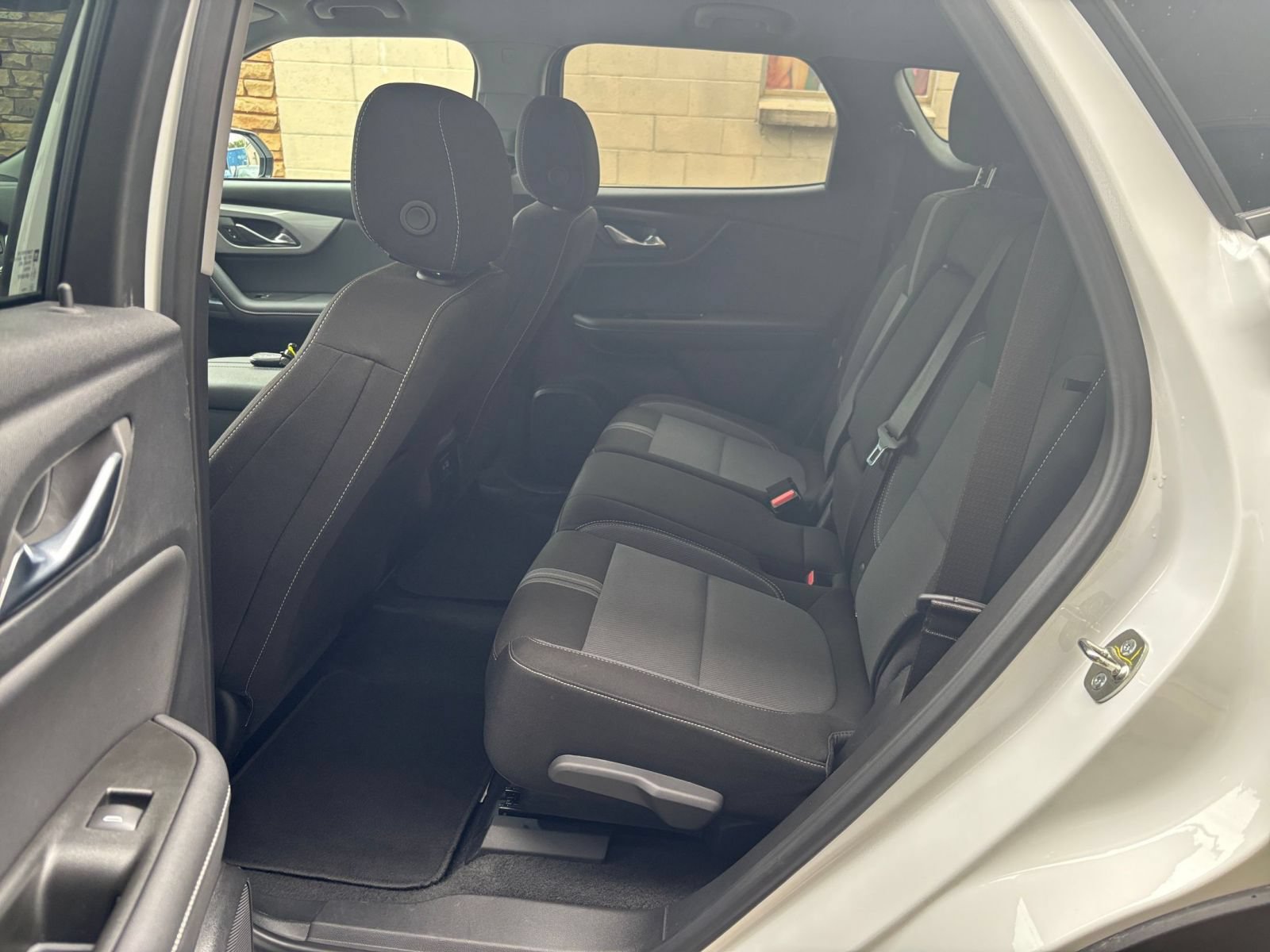 Used 2026 Chevrolet Blazer LT FWD image 27