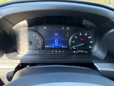 Used 2024 Ford Explorer XLT w/ Equipment Group 202A AWD/4WD image 29