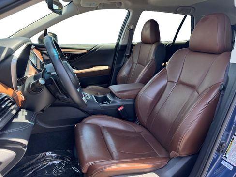Used 2021 Subaru Outback Touring AWD/4WD image 9