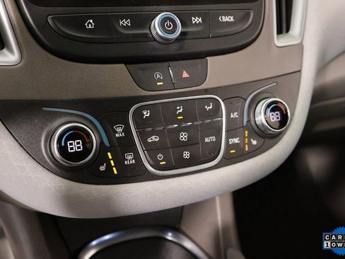 Used 2024 Chevrolet Malibu LT image 7