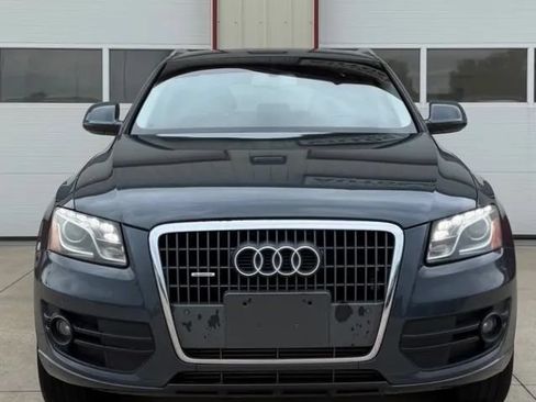 Used 2011 Audi Q5 2.0T Premium Plus w/ Premium Plus Pkg AWD/4WD image 2