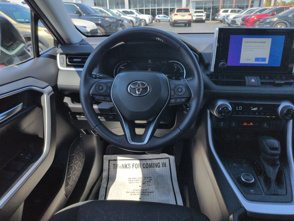 Certified 2025 Toyota RAV4 XLE w/ Convenience Package AWD/4WD image 13