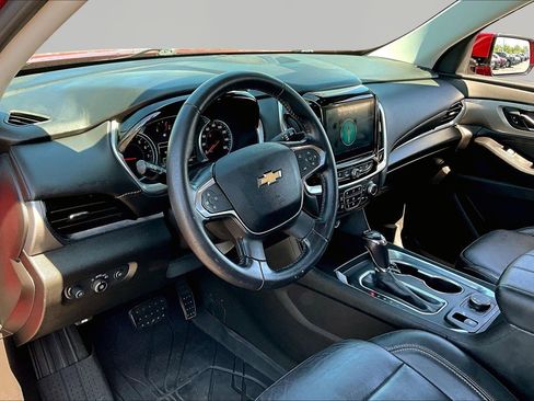 Used 2019 Chevrolet Traverse LT w/ LPO, Cargo Package FWD image 17