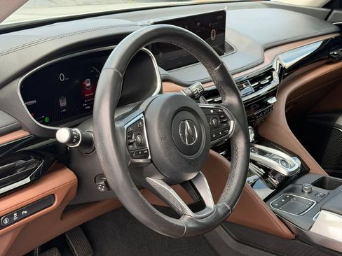 Used 2024 Acura MDX SH-AWD w/ Technology Package image 11