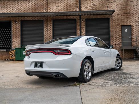 Used 2021 Dodge Charger SXT w/ Leather Interior Group RWD image 2