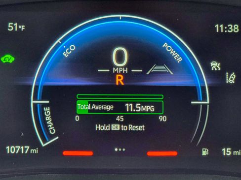 Used 2025 Toyota Camry SE image 41