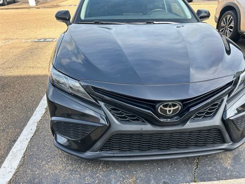 Used 2023 Toyota Camry SE FWD image 39