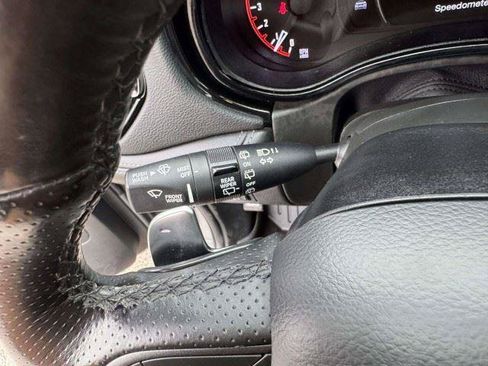 Used 2022 Dodge Durango GT RWD image 25