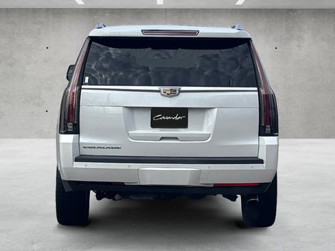 Used 2019 Cadillac Escalade Luxury image 13