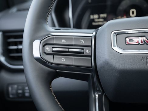 New 2026 GMC Terrain AT4 image 40