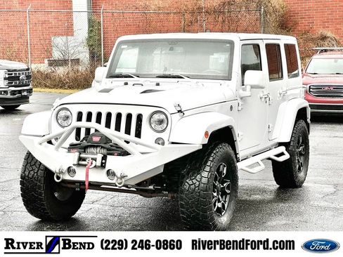 Used 2018 Jeep Wrangler Unlimited Sahara image 1
