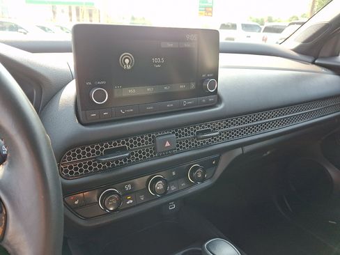 Certified 2024 Honda HR-V Sport image 23