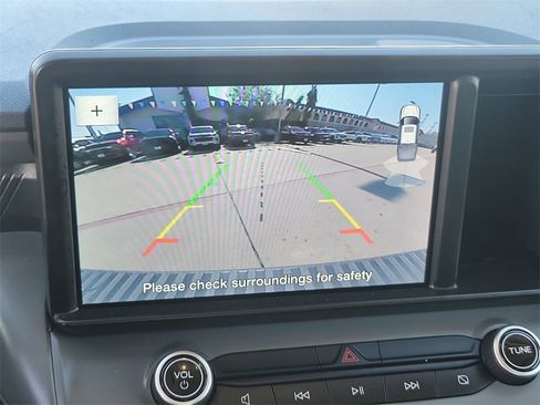 Used 2022 Ford Maverick XL image 17