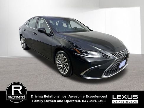 Used 2022 Lexus ES 250 Ultra Luxury w/ Accessory Package 2 image 3
