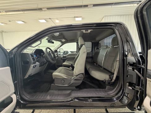 Used 2019 Ford F250 XL w/ Power Equipment Group AWD/4WD image 12