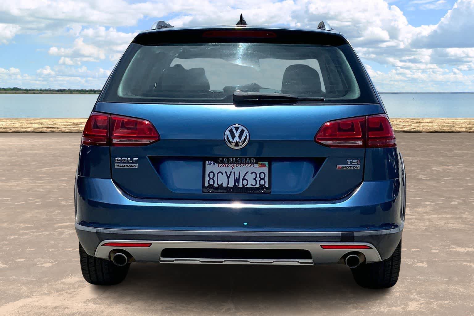 Used 2017 Volkswagen Golf Alltrack SE AWD/4WD image 5