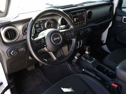 Used 2021 Jeep Wrangler Sport S AWD/4WD image 12