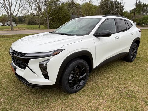 New 2026 Chevrolet Trax LT image 22