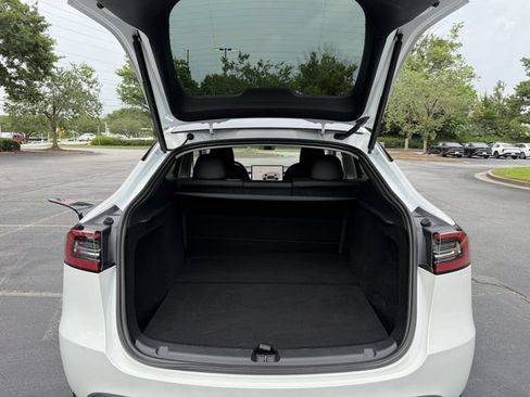 Used 2023 Tesla Model Y Performance AWD/4WD image 40